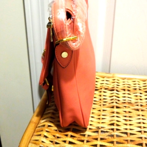 MoDA of NY Fun Buckle Square Xbody - Picture 6 of 11